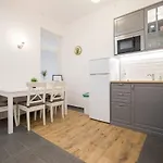 Oberiter Apartments - Center Of Zagreb, Fast Wifi, Ac, Kitchen, Parking
