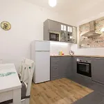 Oberiter Apartments - Center Of Zagreb, Fast Wifi, Ac, Kitchen, Parking